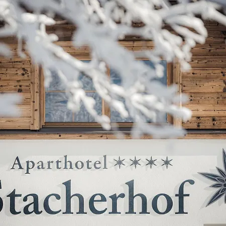 Aparthotel Stacherhof Fügen