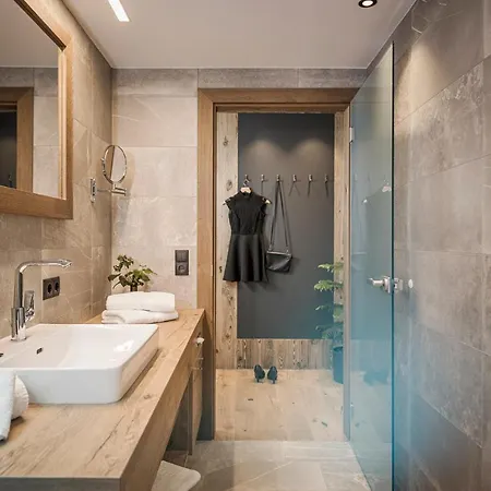 Stacherhof Aparthotel 4*