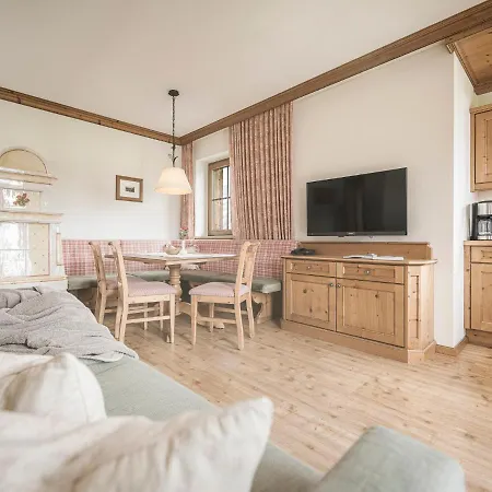 Stacherhof 4* Fuegen