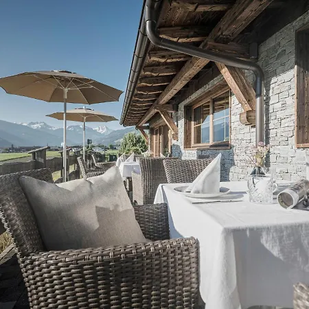 Aparthotel Stacherhof Fuegen